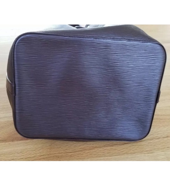 ✨ RARE✨NOE BROWN LOUIS VUITTON BUCKET EPI - Picture 4 of 11